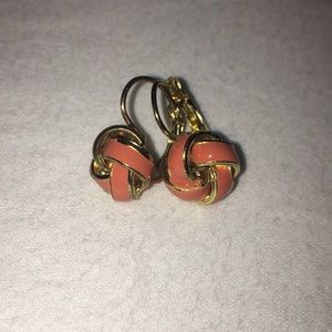 Round drop earrings